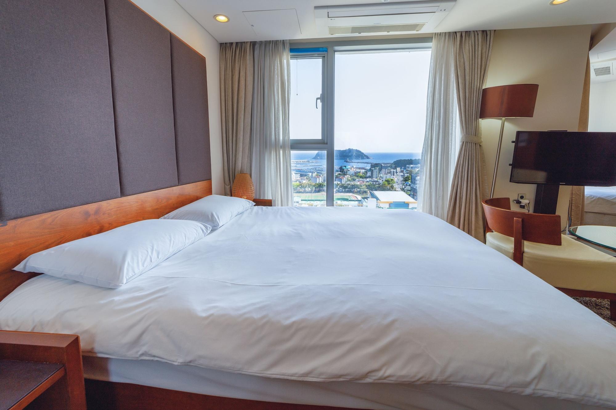 The Island Blue Hotel Seogwipo Exterior photo