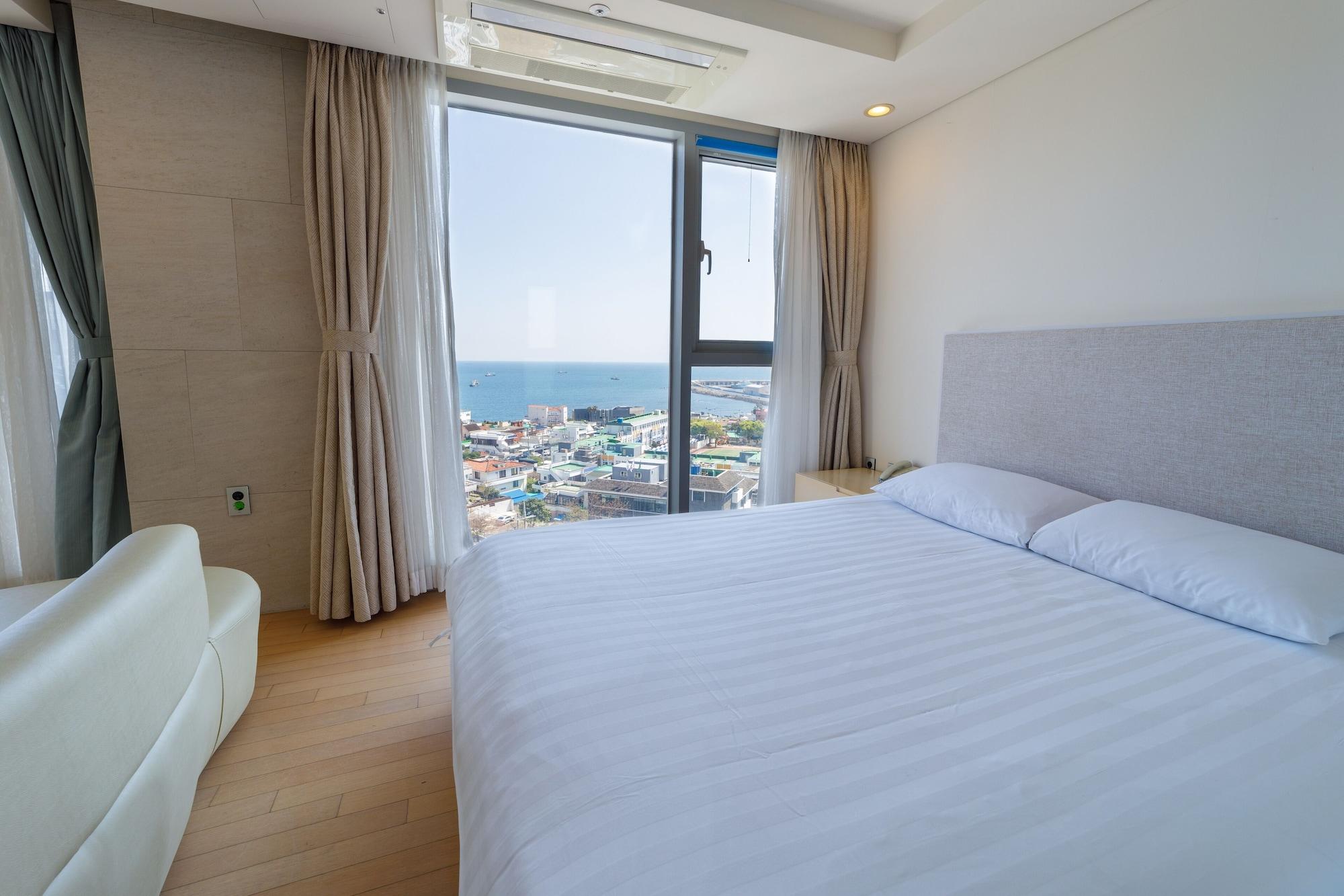 The Island Blue Hotel Seogwipo Exterior photo